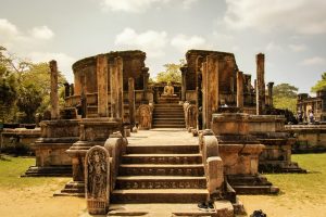 Read more about the article The Vatadage of Polonnaruwa: A Marvel of Ancient Sri Lankan Architecture